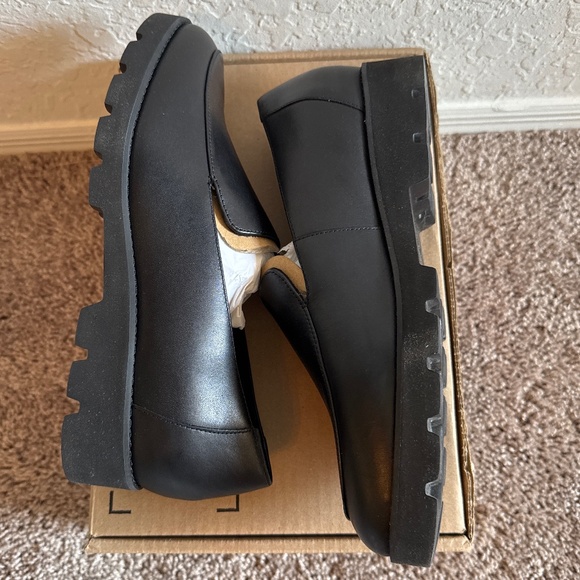 VIONIC KENSLEY LOAFER - Picture 4 of 5